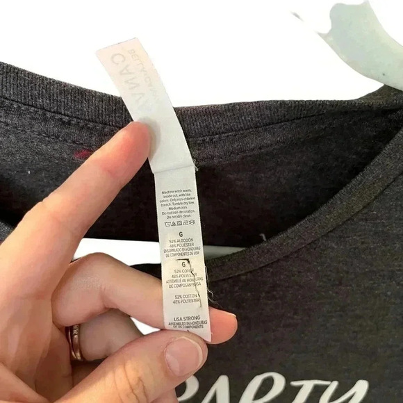 “I like to part if by party you mean books” Tshirt size L - Picture 2 of 3